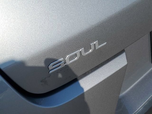 2023 Kia Soul LX - Photo 35