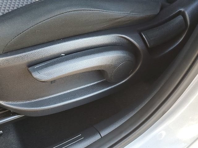 2023 Kia Soul LX - Photo 38