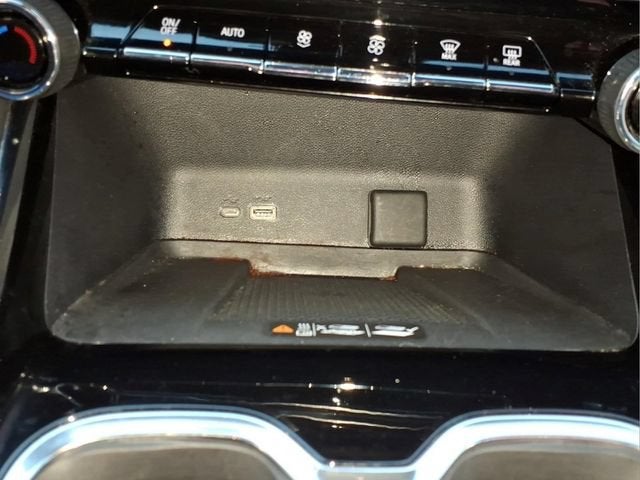 2024 Chevrolet Traverse FWD LT