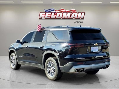 2024 Chevrolet Traverse FWD LT