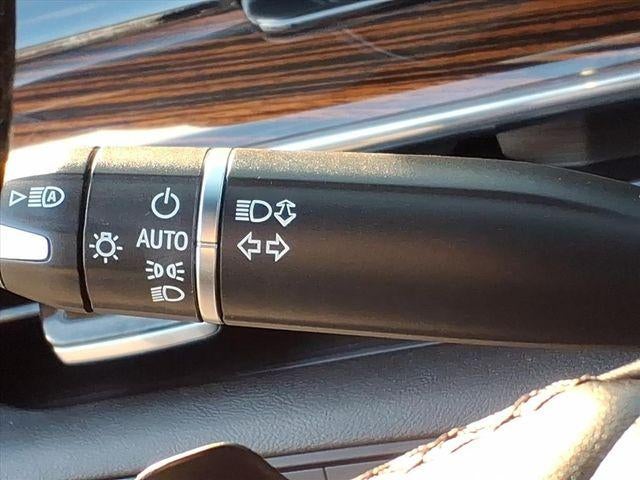 2023 Cadillac Escalade 4WD Premium Luxury