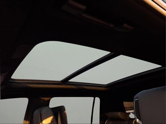 2024 Cadillac Escalade ESV 4WD Premium Luxury