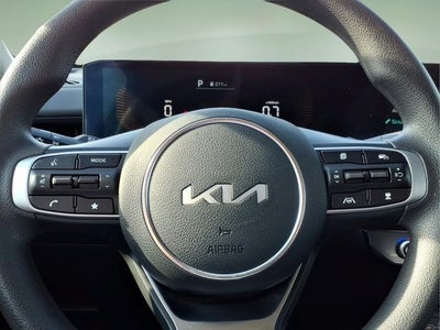 2025 Kia K5 LXS
