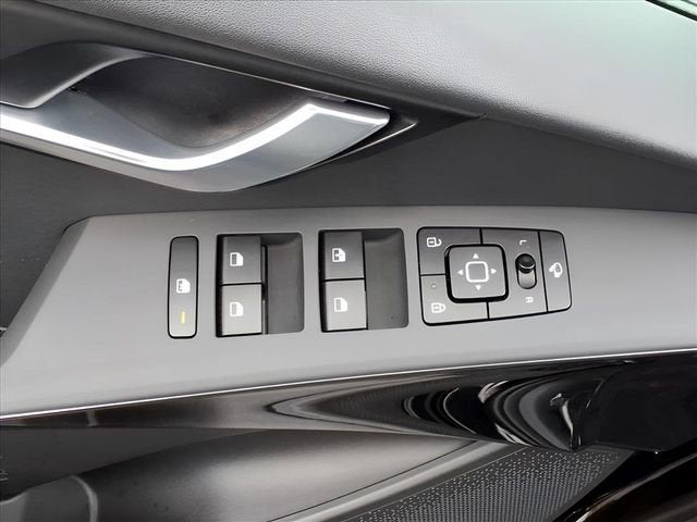 2024 Kia Niro EX Touring