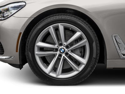 2016 BMW 750i 750i