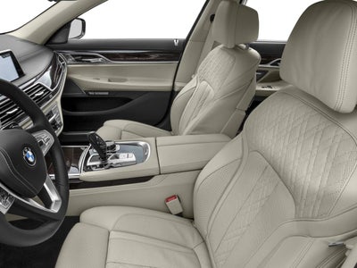 2016 BMW 750i 750i
