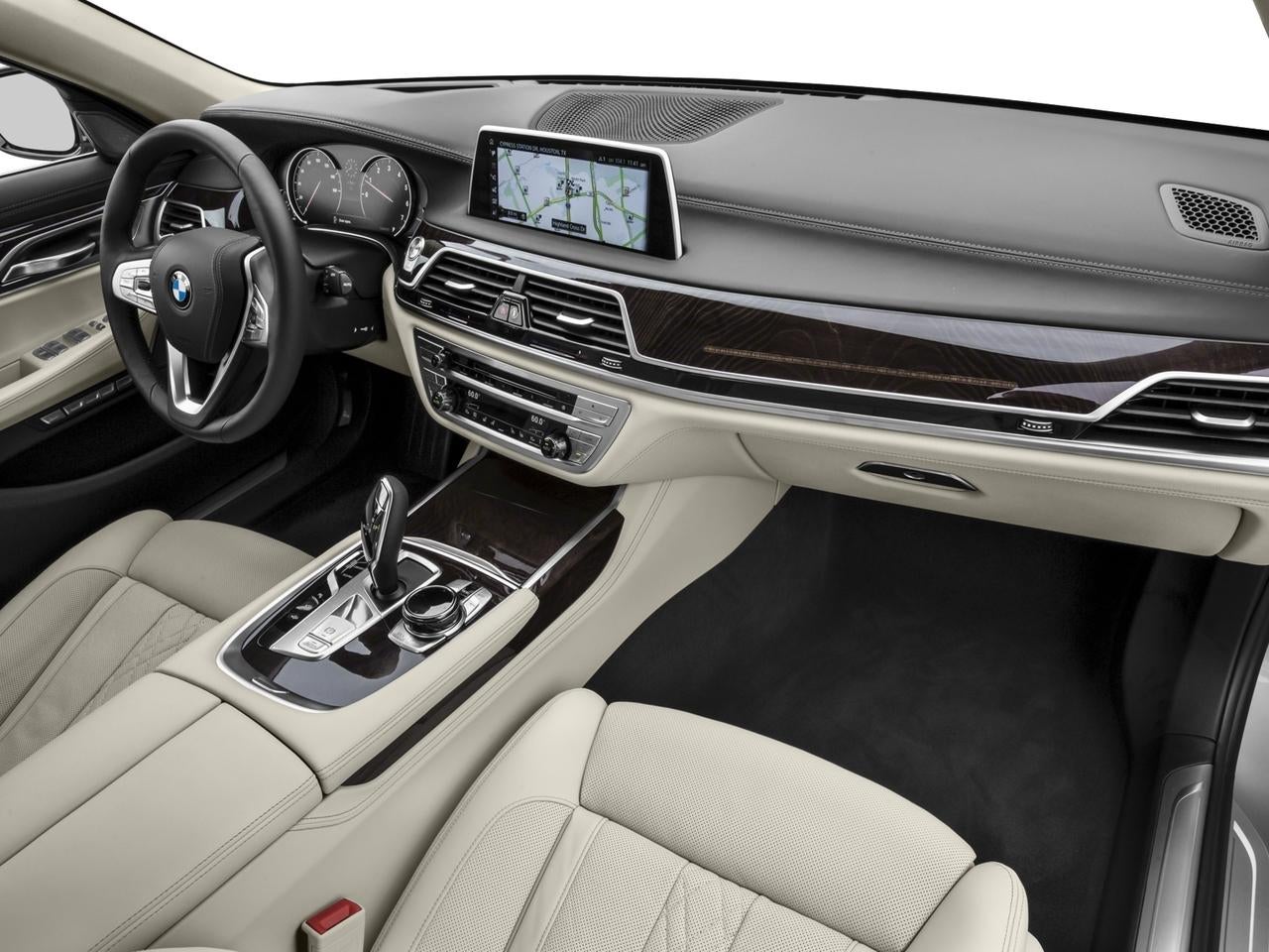 2016 BMW 750i 750i