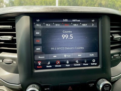 2020 RAM 1500 Big Horn Crew Cab 4x4 5'7" Box