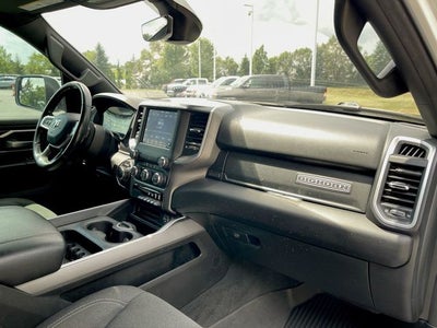 2020 RAM 1500 Big Horn Crew Cab 4x4 5'7" Box