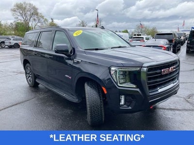 2022 GMC Yukon XL AT4