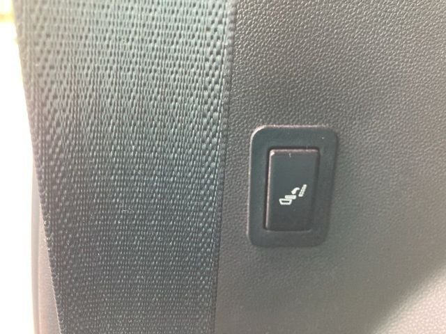 2022 GMC Yukon XL AT4