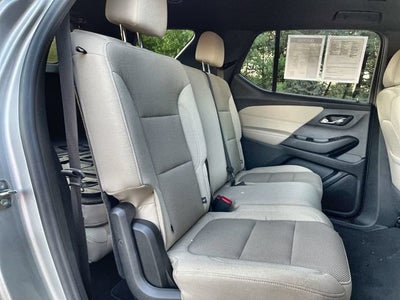 2022 Chevrolet Traverse LS