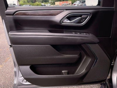 2023 Chevrolet Suburban LS