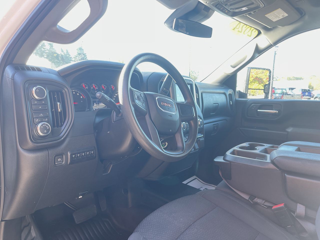 2024 GMC Sierra 2500 HD Pro