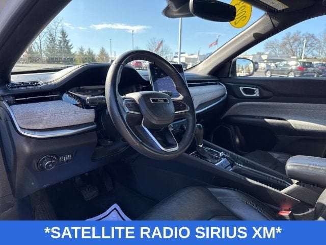 2023 Jeep Compass Latitude Lux FWD