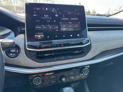 2023 Jeep Compass Latitude Lux FWD