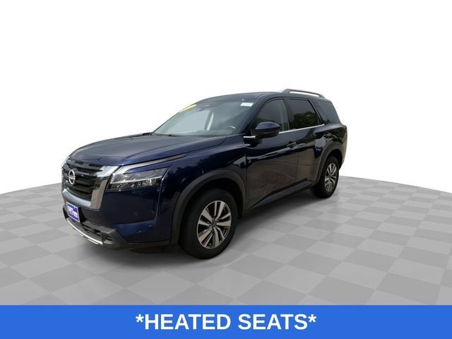 2023 Nissan Pathfinder SL 4WD