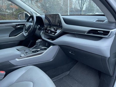 2023 Toyota Highlander Hybrid Limited