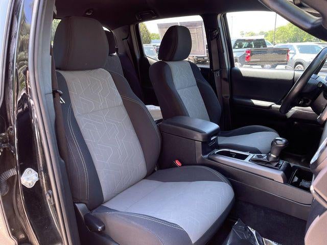 2021 Toyota Tacoma 4WD SR Double Cab 5' Bed V6 AT (GS)