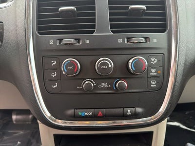 2018 Dodge Grand Caravan SE HANDICAP ACCESSIBLE