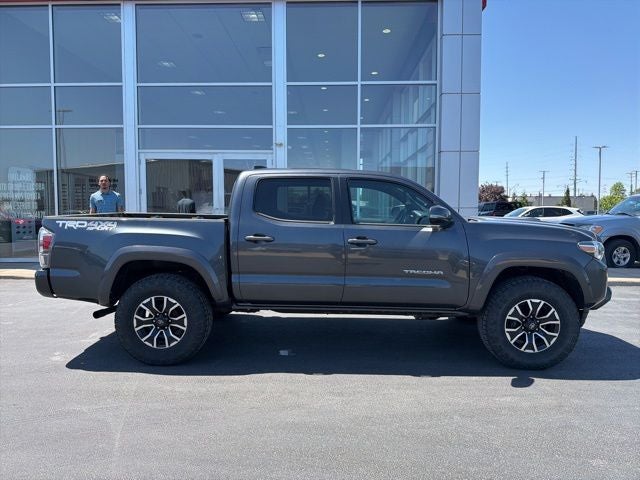 2022 Toyota Tacoma TRD Sport V6