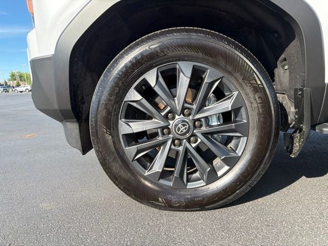 2025 Toyota Land Cruiser Base
