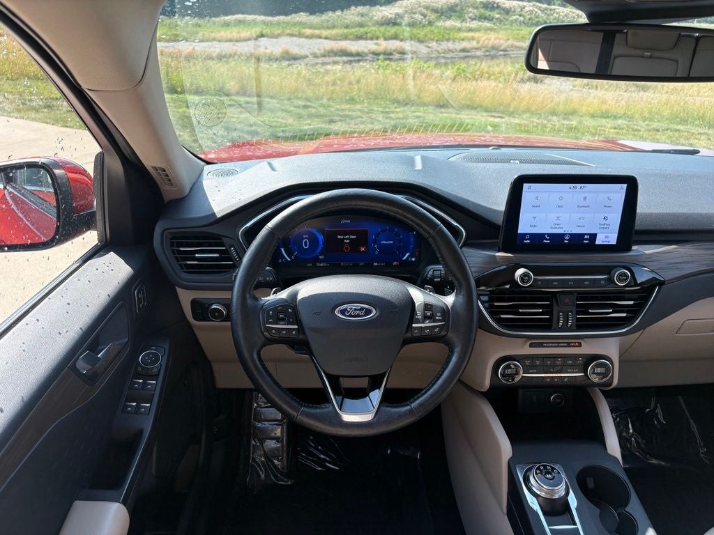 2020 Ford Escape Titanium