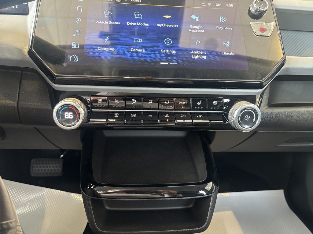2027 Chevrolet Bolt EV RS
