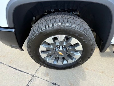 2026 Chevrolet Silverado 2500HD Custom