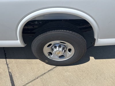 2025 Chevrolet Express 2500 Work Van Cargo