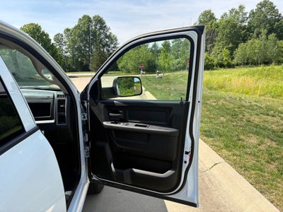 2022 RAM 1500 Classic Tommy Gate
