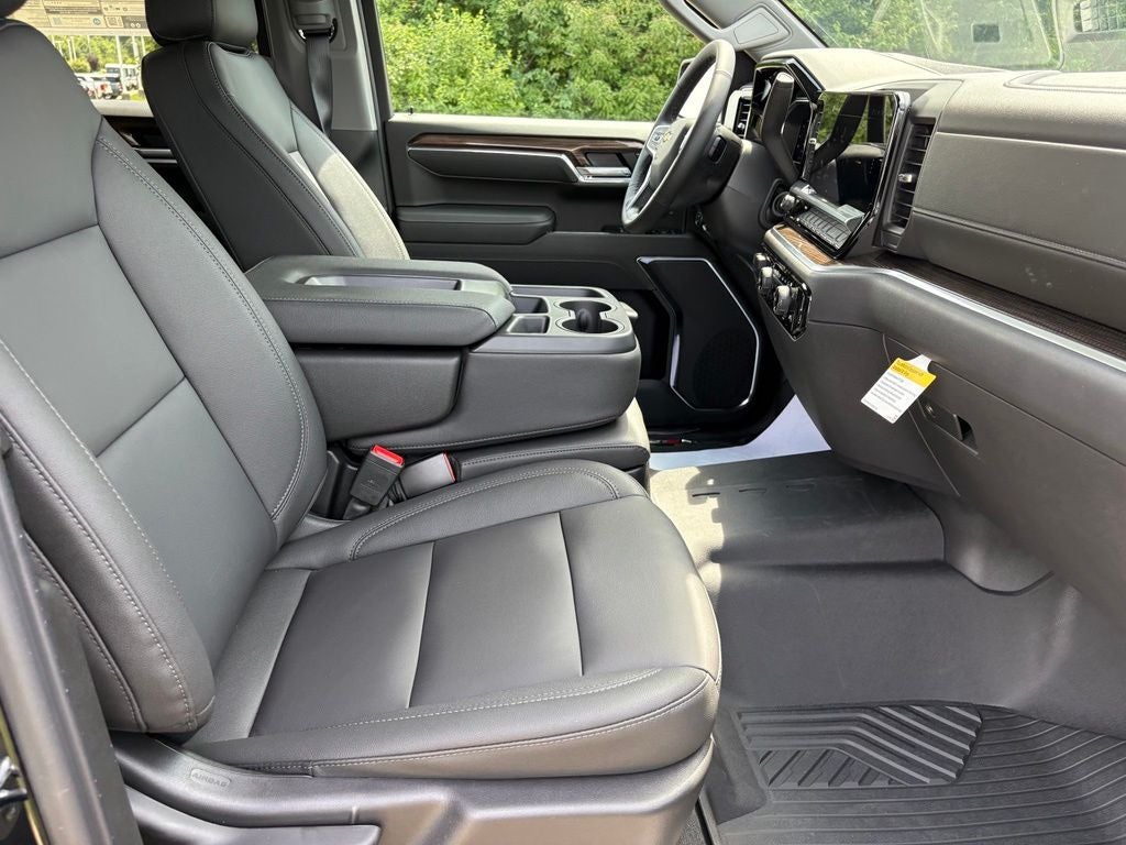 2026 Chevrolet Silverado 1500 LT LT1