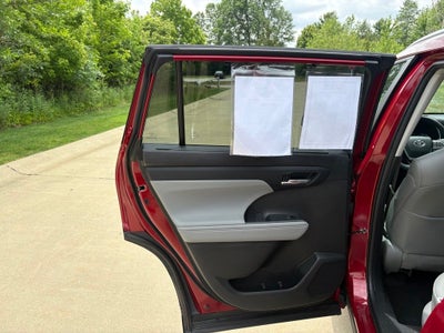2024 Toyota Highlander XLE