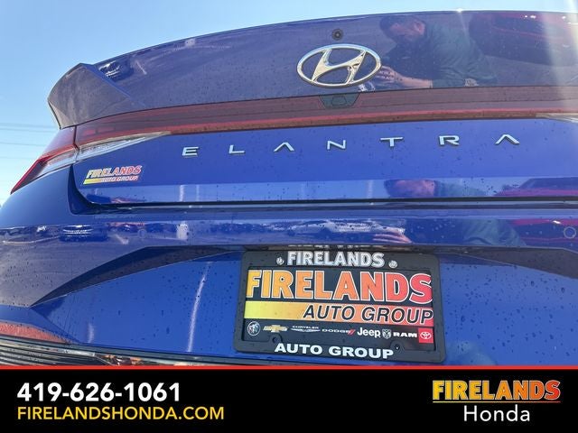 2023 Hyundai Elantra Hybrid Limited