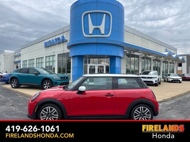2025 MINI Cooper Base