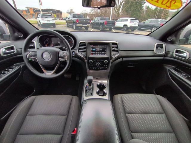 2019 Jeep Grand Cherokee Laredo E