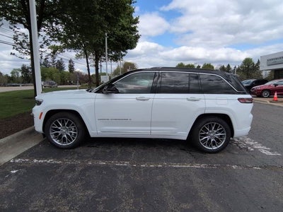 2025 Jeep Grand Cherokee Summit