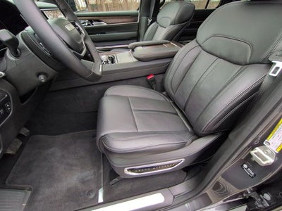 2023 Jeep Grand Wagoneer L Base