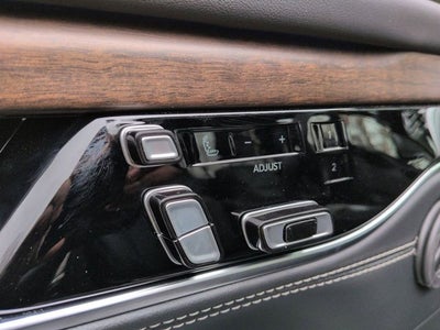 2023 Jeep Grand Wagoneer L Base