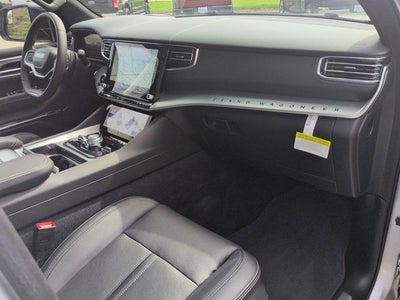 2023 Jeep Grand Wagoneer Base