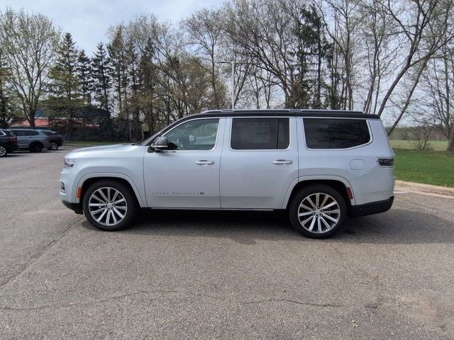 2023 Jeep Grand Wagoneer Base