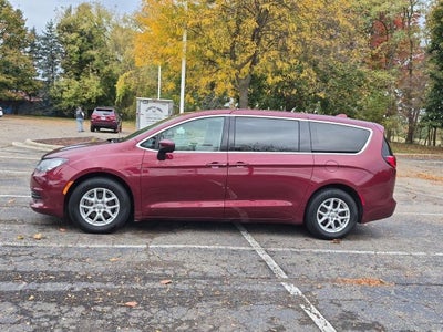 2017 Chrysler Pacifica Touring