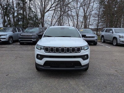 2024 Jeep Compass Latitude Lux
