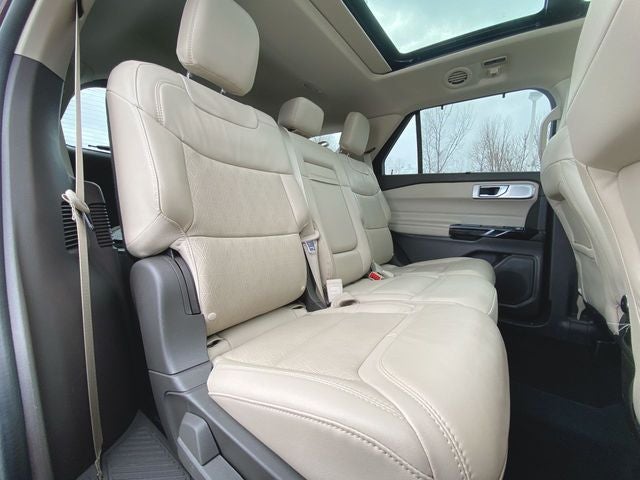 2022 Ford Explorer Platinum