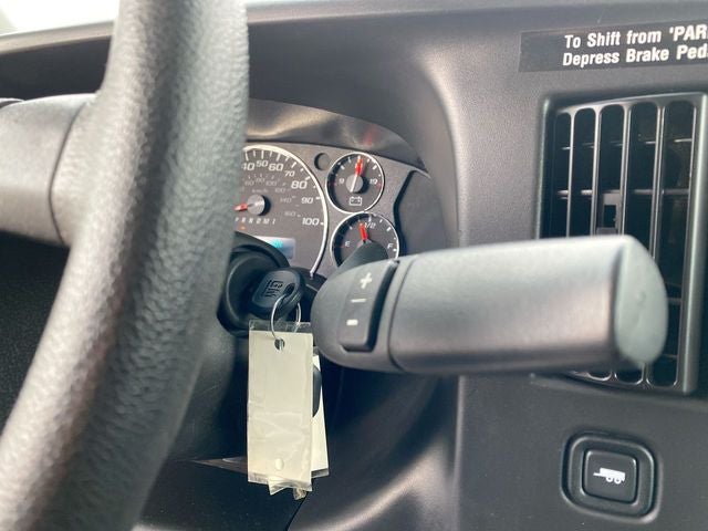 2024 Chevrolet Express 2500 Work Van Cargo