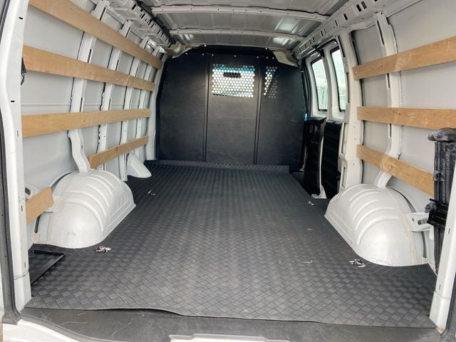 2024 Chevrolet Express 2500 Work Van Cargo