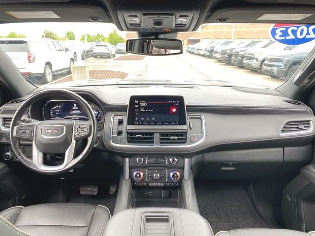 2023 GMC Yukon XL SLT