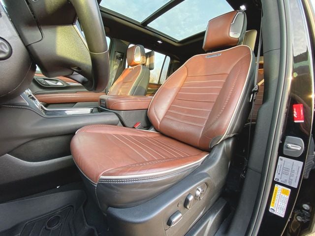 2023 GMC Yukon XL Denali Ultimate