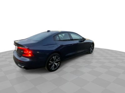 2024 Volvo S60 B5 Core Dark Theme