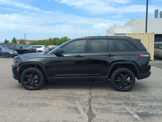 2023 Jeep Grand Cherokee Altitude 4x4